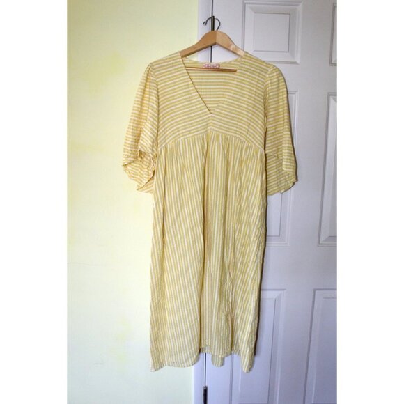 Traffic People Striped Yellow Cozy Midi dress Size M shapeless grandma core - Picture 9 of 11